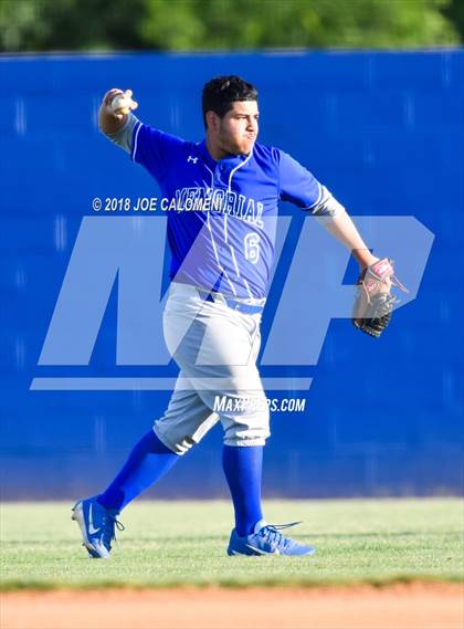 Thumbnail 3 in Highlands vs San Antonio Memorial photogallery.