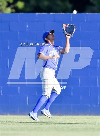 Thumbnail 1 in Highlands vs San Antonio Memorial photogallery.