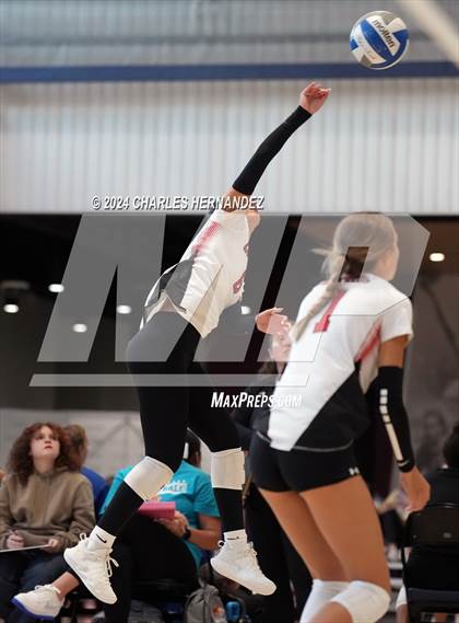 Thumbnail 2 in Brenham vs. Caney Creek (Legends Invitational) photogallery.
