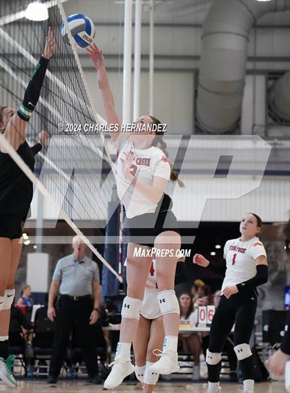 Thumbnail 3 in Brenham vs. Caney Creek (Legends Invitational) photogallery.