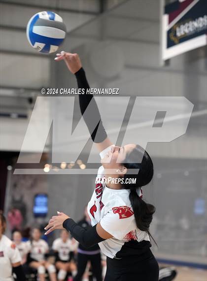 Thumbnail 3 in Brenham vs. Caney Creek (Legends Invitational) photogallery.