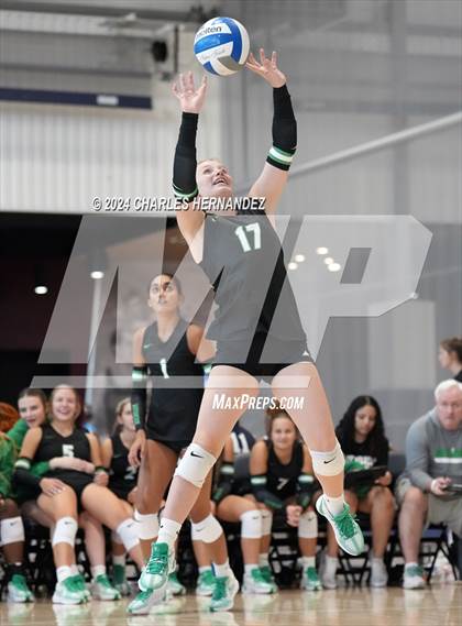 Thumbnail 1 in Brenham vs. Caney Creek (Legends Invitational) photogallery.