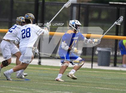 Thumbnail 2 in Irondequoit @ Webster Schroeder photogallery.