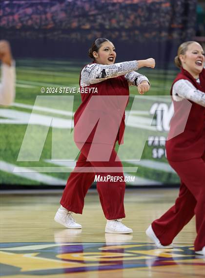 Thumbnail 1 in Smoky Hill (CHSAA 5A State Spirit Championships) photogallery.
