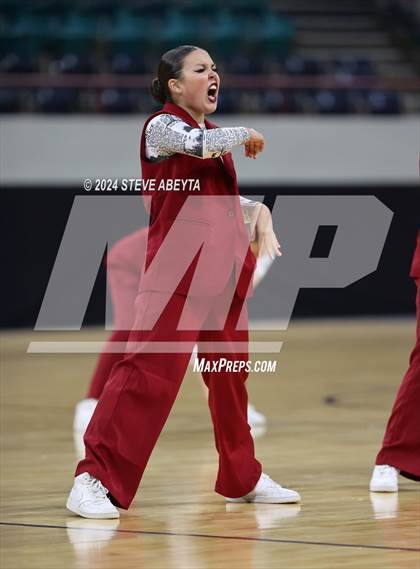 Thumbnail 1 in Smoky Hill (CHSAA 5A State Spirit Championships) photogallery.