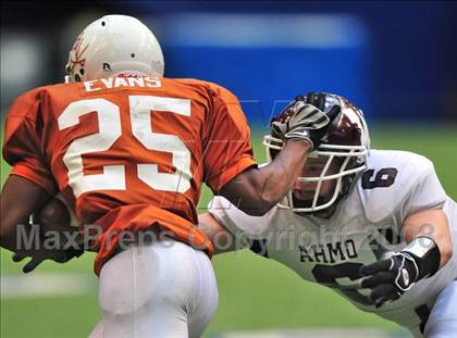 Thumbnail 3 in Bowie vs. Wylie (Texas 5A D2 Region 1 Semifinal) photogallery.