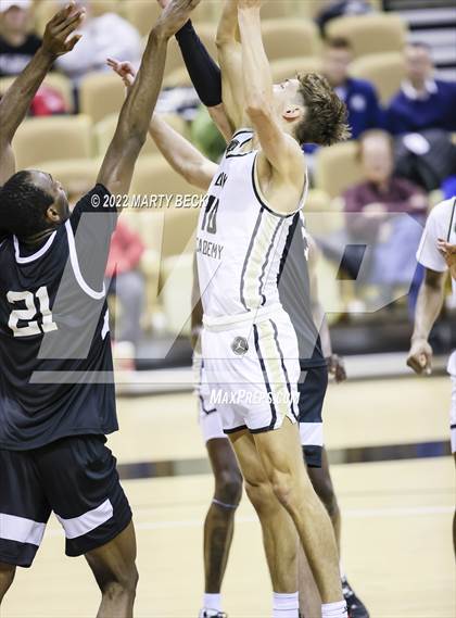 Thumbnail 1 in Link Academy vs Southern California Academy (Norm Stewart Classic) photogallery.