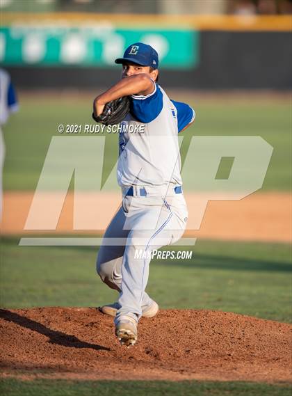 Thumbnail 3 in Grossmont vs. Eastlake (CIF SDS Open Division Championship) photogallery.