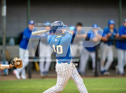 Thumbnail 2 in Grossmont vs. Eastlake (CIF SDS Open Division Championship) photogallery.