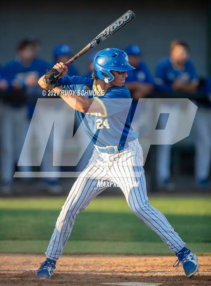 Thumbnail 2 in Grossmont vs. Eastlake (CIF SDS Open Division Championship) photogallery.