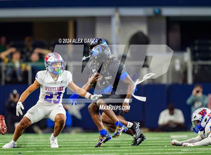 Thumbnail 3 in Westlake vs North Crowley (UIL 6A Division I Football Final) photogallery.