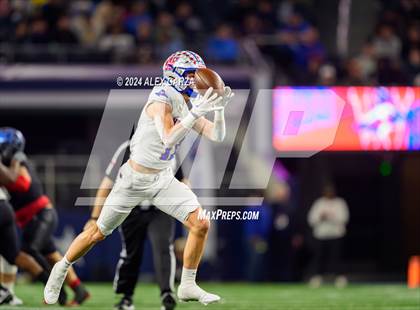 Thumbnail 3 in Westlake vs North Crowley (UIL 6A Division I Football Final) photogallery.