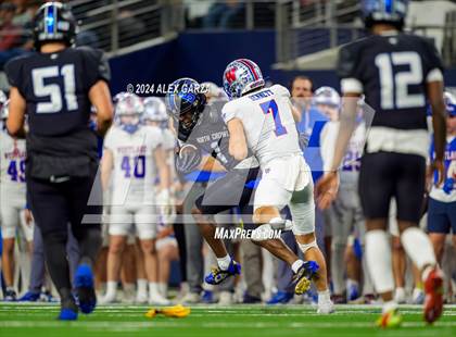 Thumbnail 2 in Westlake vs North Crowley (UIL 6A Division I Football Final) photogallery.