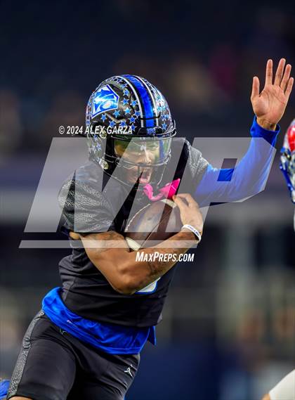 Thumbnail 3 in Westlake vs North Crowley (UIL 6A Division I Football Final) photogallery.
