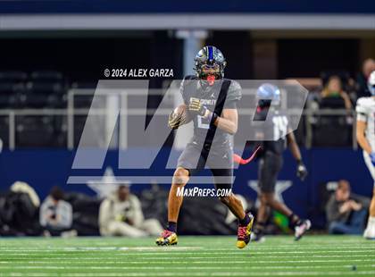 Thumbnail 1 in Westlake vs North Crowley (UIL 6A Division I Football Final) photogallery.