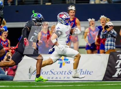 Thumbnail 3 in Westlake vs North Crowley (UIL 6A Division I Football Final) photogallery.