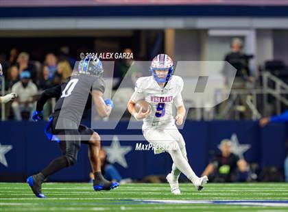 Thumbnail 1 in Westlake vs North Crowley (UIL 6A Division I Football Final) photogallery.