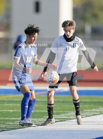 Thumbnail 1 in Bonita @ Charter Oak photogallery.
