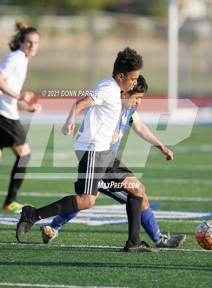 Thumbnail 2 in Bonita @ Charter Oak photogallery.