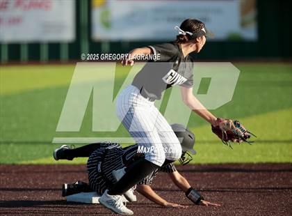 Thumbnail 1 in Guyer vs Forney (UIL 6A  Softball State Semi-Final Division II) Game 2 photogallery.