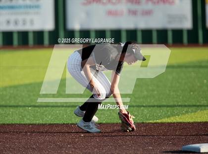 Thumbnail 2 in Guyer vs Forney (UIL 6A  Softball State Semi-Final Division II) Game 2 photogallery.