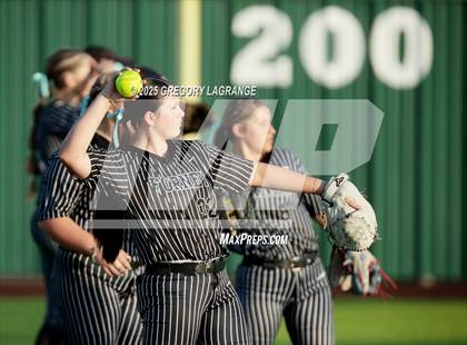Thumbnail 1 in Guyer vs Forney (UIL 6A  Softball State Semi-Final Division II) Game 2 photogallery.