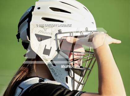 Thumbnail 2 in Guyer vs Forney (UIL 6A  Softball State Semi-Final Division II) Game 2 photogallery.