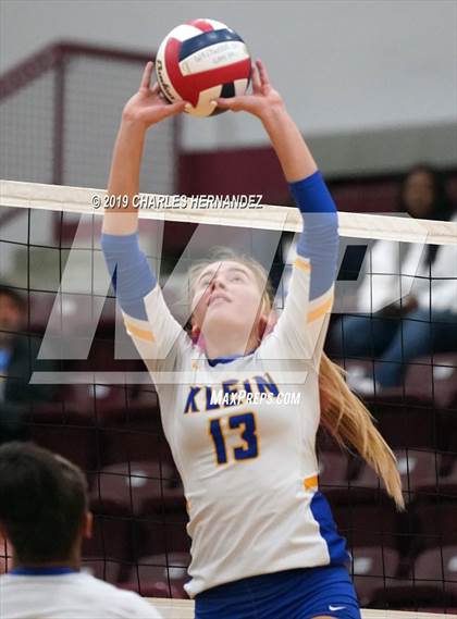 Thumbnail 2 in Klein vs. Round Rock Westwood (UIL 6A Regional Quarterfinal) photogallery.