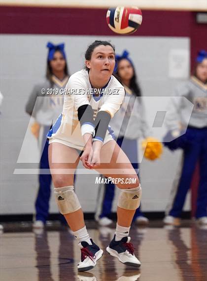 Thumbnail 3 in Klein vs. Round Rock Westwood (UIL 6A Regional Quarterfinal) photogallery.