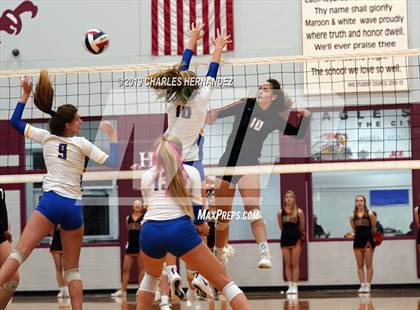 Thumbnail 1 in Klein vs. Round Rock Westwood (UIL 6A Regional Quarterfinal) photogallery.