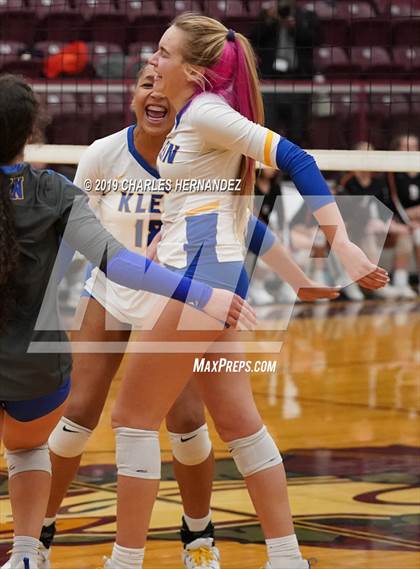 Thumbnail 3 in Klein vs. Round Rock Westwood (UIL 6A Regional Quarterfinal) photogallery.