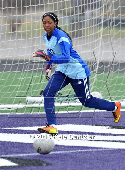 Thumbnail 3 in Hudson vs. Paris JV (Bonham Tournament) photogallery.
