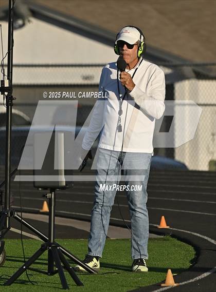 Thumbnail 1 in Northeast Valley Invitational (Track Events) photogallery.