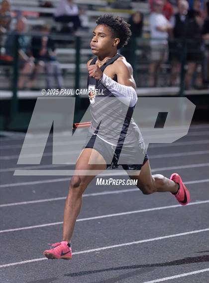 Thumbnail 3 in Northeast Valley Invitational (Track Events) photogallery.