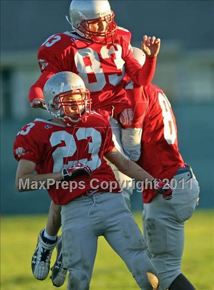 Thumbnail 3 in Simsbury @ Conard photogallery.