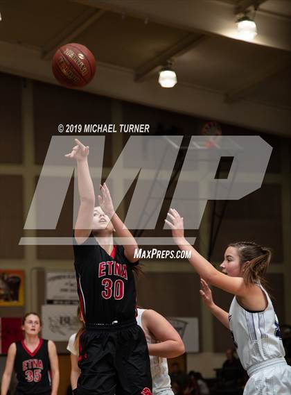 Thumbnail 2 in Etna vs. Redding Christian (NSCIF D6 Final) photogallery.