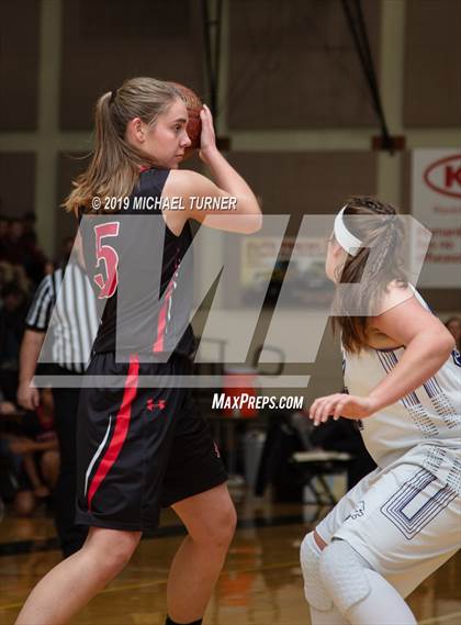 Thumbnail 3 in Etna vs. Redding Christian (NSCIF D6 Final) photogallery.