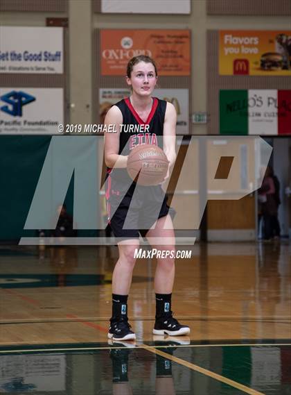 Thumbnail 3 in Etna vs. Redding Christian (NSCIF D6 Final) photogallery.
