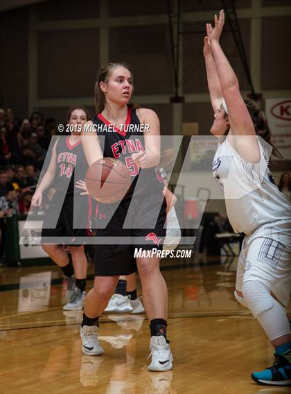 Thumbnail 1 in Etna vs. Redding Christian (NSCIF D6 Final) photogallery.