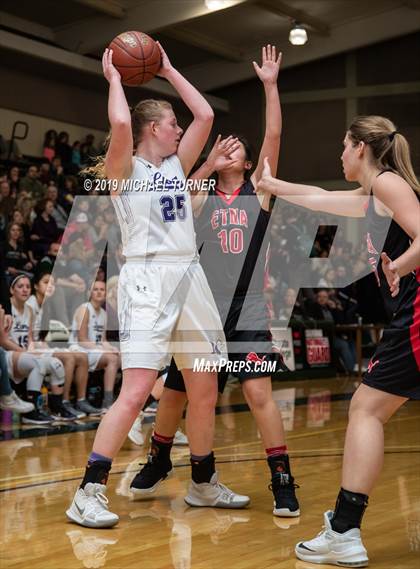Thumbnail 3 in Etna vs. Redding Christian (NSCIF D6 Final) photogallery.