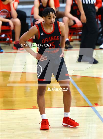 Thumbnail 2 in Orange Lutheran vs. Rolling Hills Prep (Mater Dei Extravaganza) photogallery.
