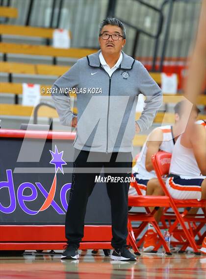 Thumbnail 3 in Orange Lutheran vs. Rolling Hills Prep (Mater Dei Extravaganza) photogallery.