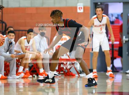 Thumbnail 3 in Orange Lutheran vs. Rolling Hills Prep (Mater Dei Extravaganza) photogallery.