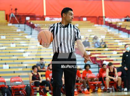 Thumbnail 1 in Orange Lutheran vs. Rolling Hills Prep (Mater Dei Extravaganza) photogallery.