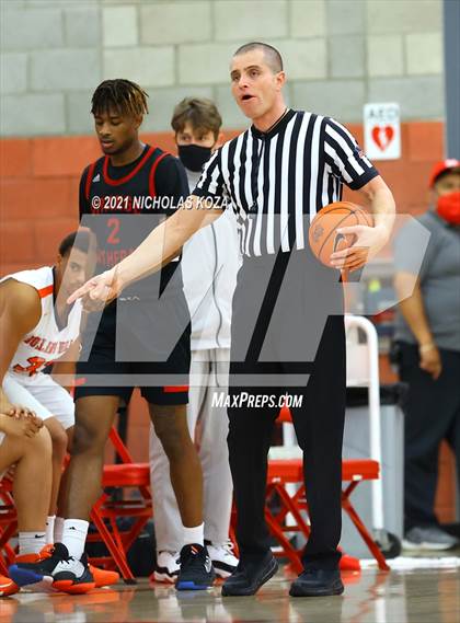 Thumbnail 3 in Orange Lutheran vs. Rolling Hills Prep (Mater Dei Extravaganza) photogallery.