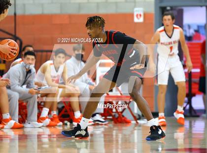 Thumbnail 2 in Orange Lutheran vs. Rolling Hills Prep (Mater Dei Extravaganza) photogallery.
