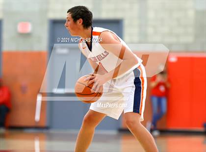 Thumbnail 3 in Orange Lutheran vs. Rolling Hills Prep (Mater Dei Extravaganza) photogallery.