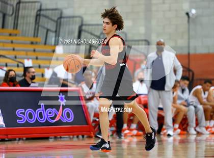 Thumbnail 2 in Orange Lutheran vs. Rolling Hills Prep (Mater Dei Extravaganza) photogallery.