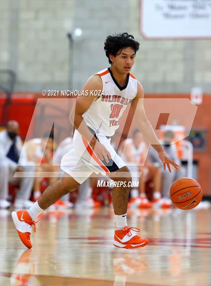 Thumbnail 2 in Orange Lutheran vs. Rolling Hills Prep (Mater Dei Extravaganza) photogallery.