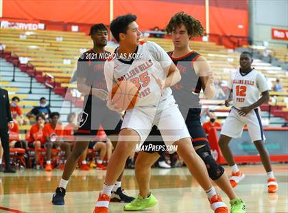 Thumbnail 2 in Orange Lutheran vs. Rolling Hills Prep (Mater Dei Extravaganza) photogallery.